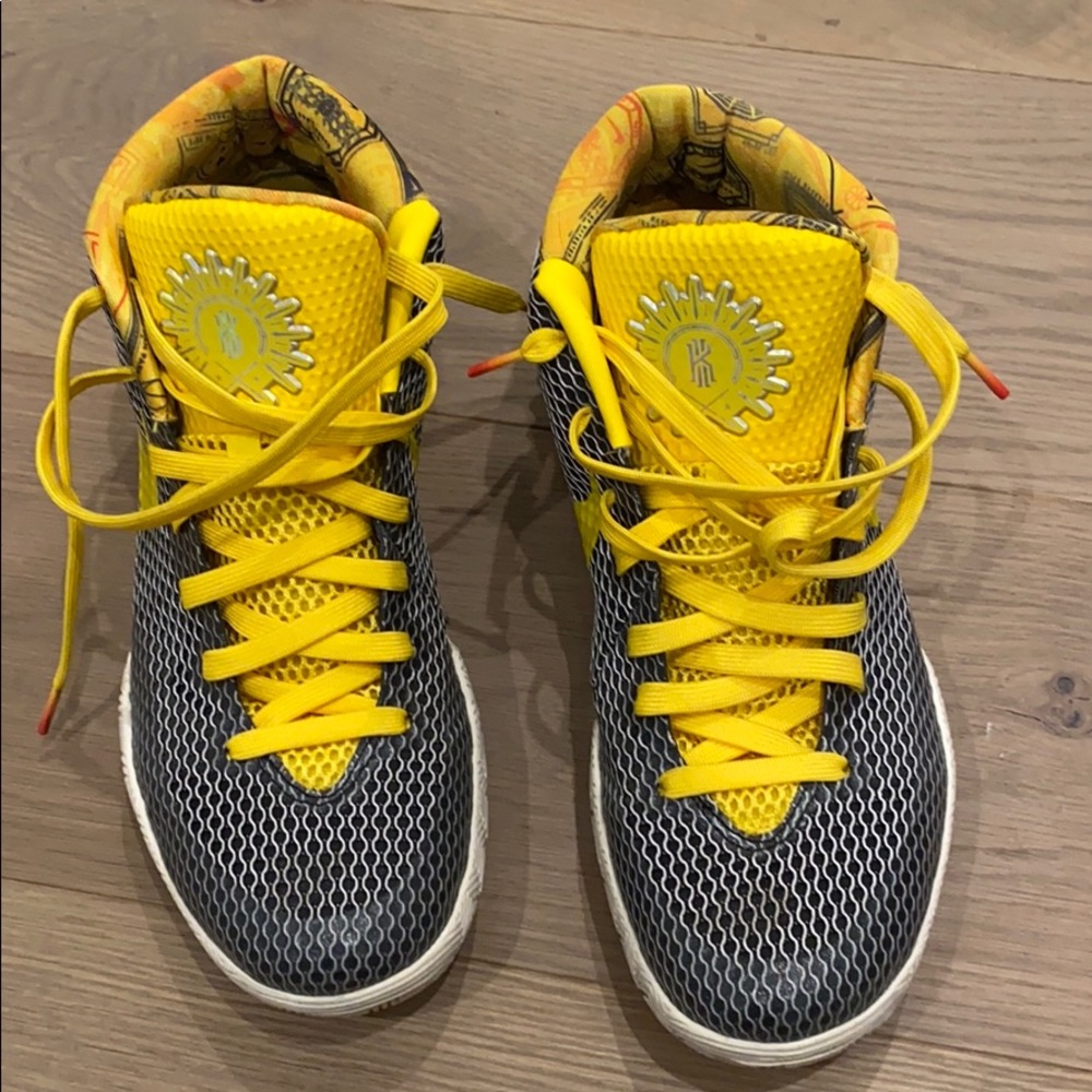 Kyrie Irving Sneakers